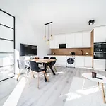 Apartment Centrum Garbary Poznan